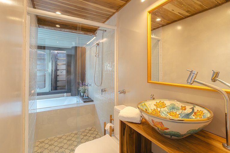 Studio Thai
